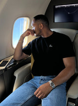 Chris is 185cm / 6'1" and wearing size L