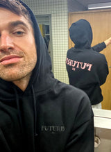 Guillaume is 185cm / 6'1" and wearing size XL