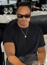 Chris is 185cm / 6'1" and wearing size L