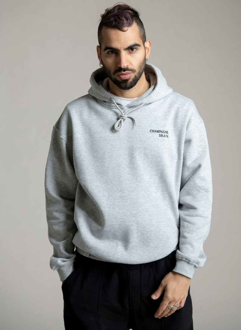ALI IS 180CM / 5'11" AND WEARING SIZE L