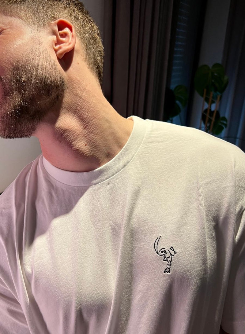 Matthias is 178cm / 5'10 and wearing size L